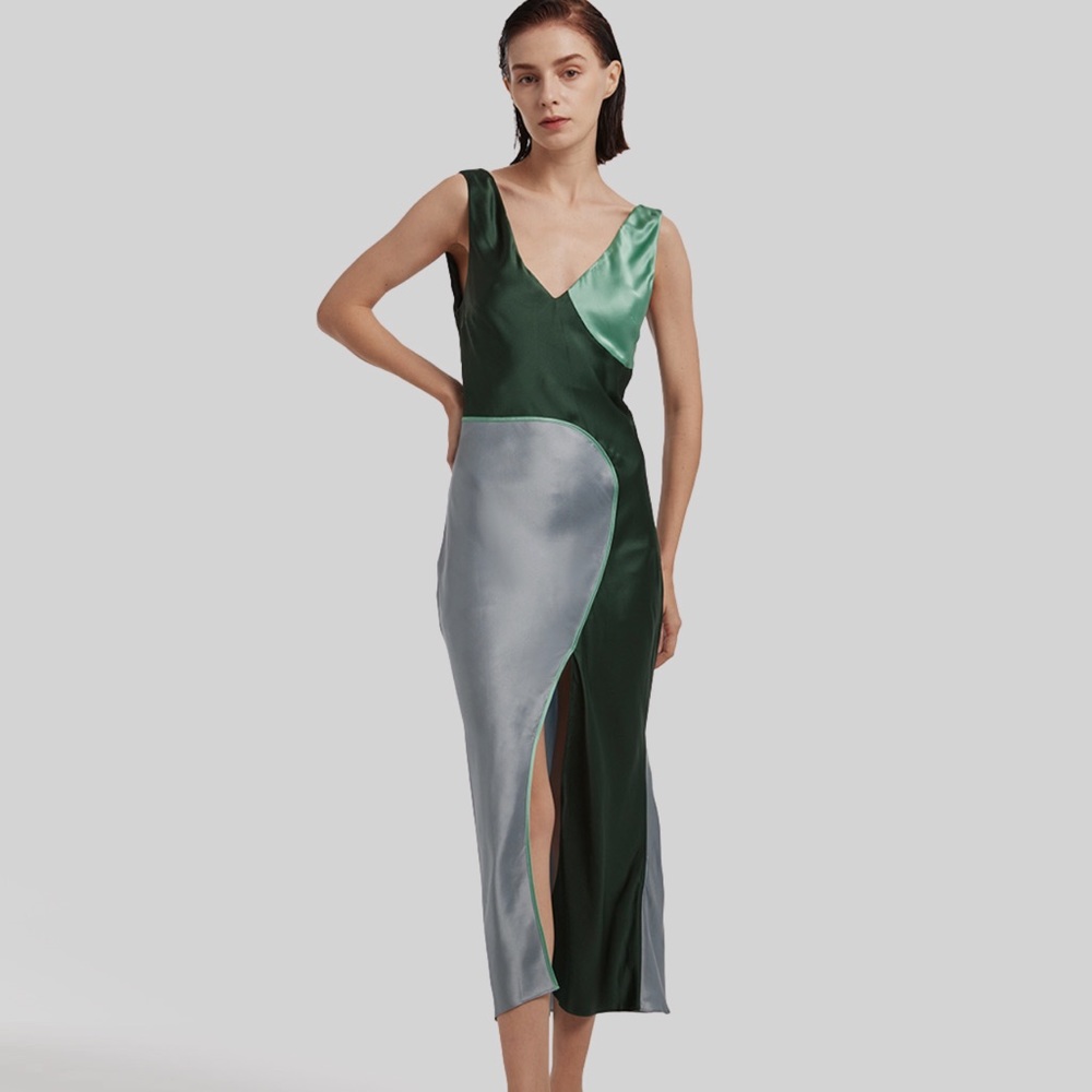 Lattelier Contemporary Deep V-Neck Silk Tank Dress large